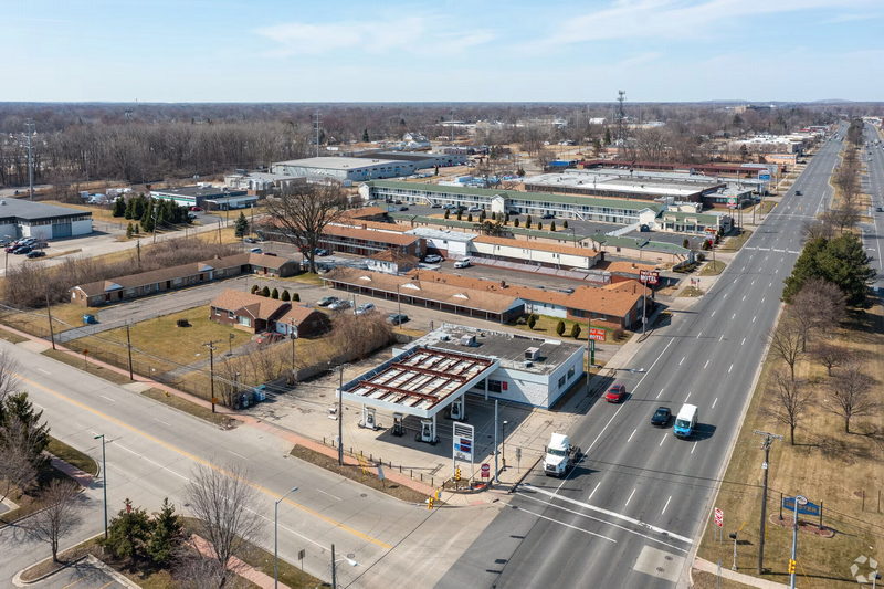 Del Rio Motel - Real Estate Photo (newer photo)